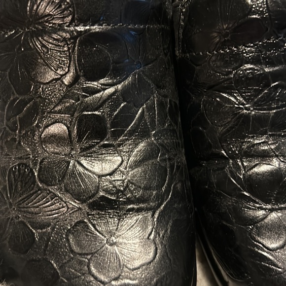 Alegria Slip-ons. - Picture 8 of 8